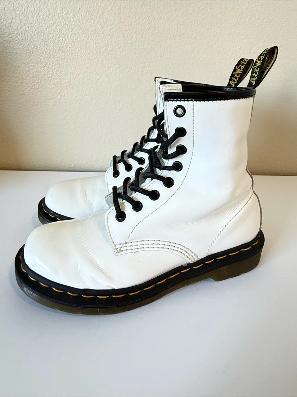 Dr. Martens 1460 White Patent Leather Combat Boots Women’s 7/38 8 Eye Lace Up